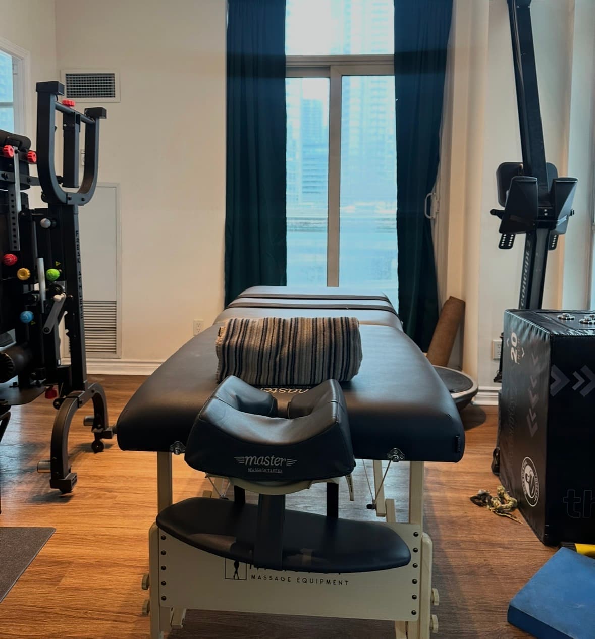 Fascial Stretch Therapy Session